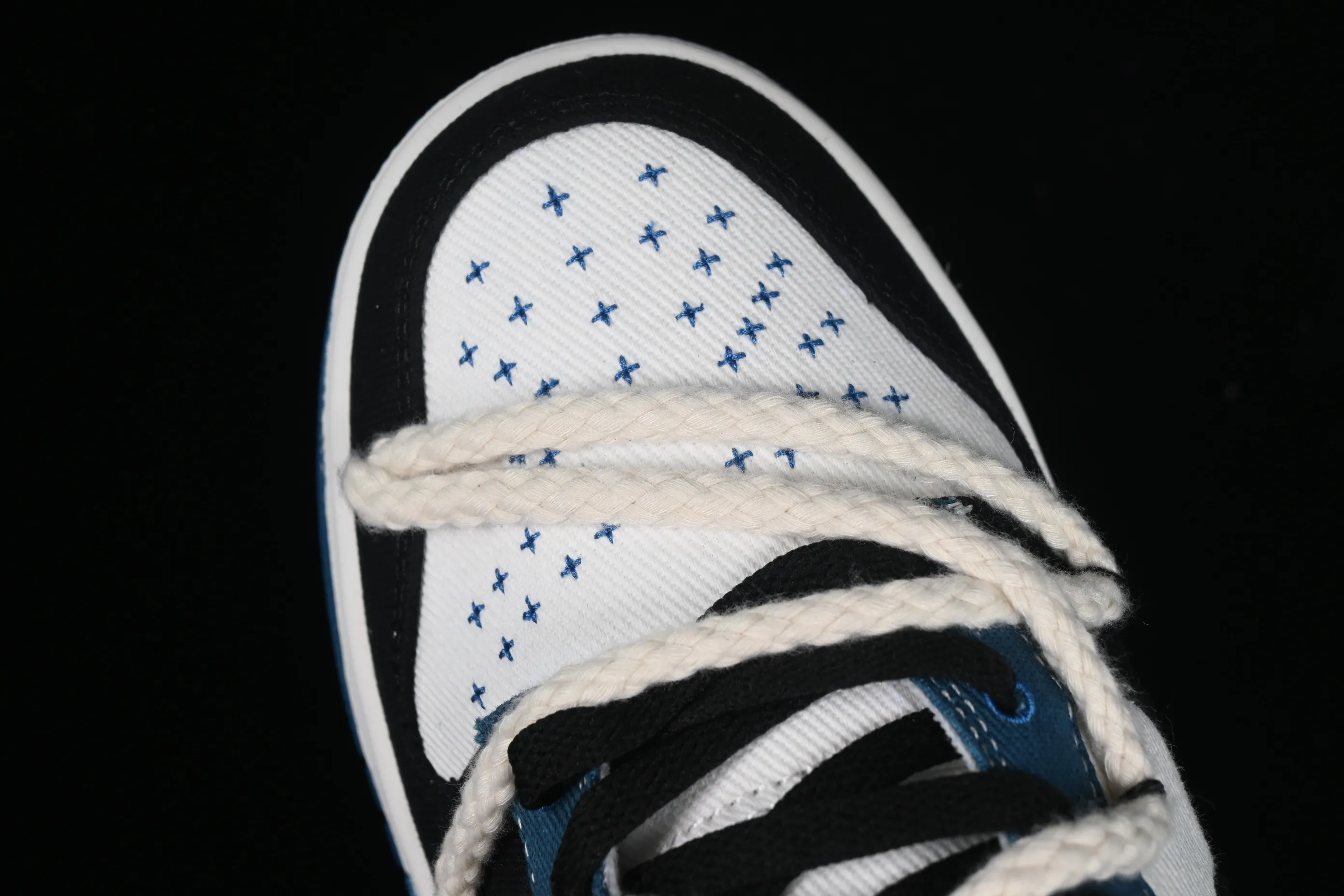 All categories Nk SB Dunk series Nk SB Dunk Low Low-top sneakers Nk Dunk Low Black and white blue High street style Protect the ocean Hemp rope deconstruction SB strap low-top casual sneakers DV0834-101
